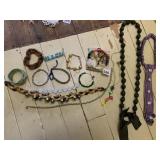 ASSORTED COSTUME JEWELRY BRACELETS, BEADED,
