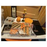HALLOWEEN DECOR ASSORTMENT INCL. VOTIVE CANDLES,