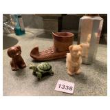 YARDLEY LONDON INVISIBLE TALC TIN, CARVED WOODEN