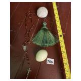 VTG ROSARY W/ WOODEN BEADS, ITALIAN ALABASTER