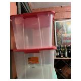 ROOM ESSENTIALS 66 QT LATCH BOXES (2), CONTENTS