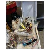 CRAFT SUPPLIES, FEATHER ACCENTS, ARTIFICIAL