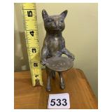 BRASS CAT FIGURINE TRAY, STANDING CAT HOLDING