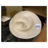CERAMIC SCULPTURAL BOWL, OFF-WHITE FINISH, SWIRL