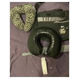 TAYLOR FARMS BRANDED LAPTOP BAG, (2) TRAVEL NECK