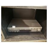GE DIGITAL DVD PLAYER, W/ MIC INPUTS.