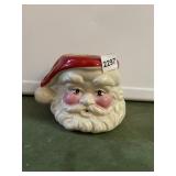 VTG SANTA CLAUS CERAMIC MUG.