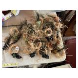 ASSORTED ARTIFICIAL GRAPE CLUSTER NAPKIN RINGS W/
