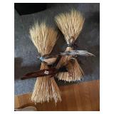 VTG PHEASANT DECORATIVE FIGURES (2) W/ WHEAT
