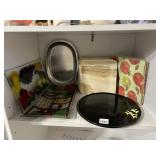 DEPARTMENT 56 BUZZ BLACK SERVING TRAY W/ BEE