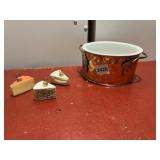 HAMMERED COPPER SERVING BOWL W/ PORCELAIN INSERT,