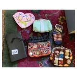 ASSORTED SMALL POUCHES AND COIN PURSES, INCLUDES