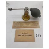 VINTAGE AMBER GLASS ATOMIZER W/ RUBBER BULB,