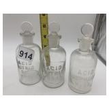 VINTAGE APOTHECARY BOTTLES W/ GLASS STOPPERS,