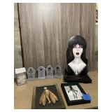 ELVIRA MISTRESS OF THE DARK HONEYCOMB BUST