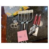 KITCHENAID CAN OPENER, RED HANDLES, (2) METAL