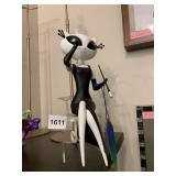 VINTAGE STYLE CAT FIGURINE, WEARING TIARA AND