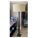MODERN FLOOR LAMP, SQUARE COLUMN BASE, DRUM