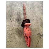 BLACK & DECKER ELECTRIC HEDGE TRIMMER, 17 IN,