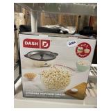 DASH SMARTSTORE STIRRING POPCORN MAKER, 700