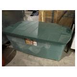 RUBBERMAID HOLIDAY JUMBO TOTE, 28.3 GAL, GREEN