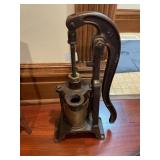 VTG CAST IRON HAND WATER PUMP, MARKED 25.