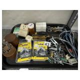 STANLEY PLASTIC ANCHORS (2), WOOD SCREWS, SURGE