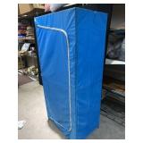 PORTABLE CLOTH WARDROBE, ZIPPERED FRONT, METAL