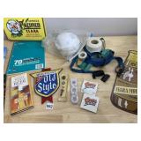 BEER COLLECTIBLES GROUPING: CERVEZA PACIFICO