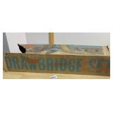 RENWAL DRAWBRIDGE SET, VTG PLASTIC TOY, INCLUDES