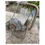 SPEEFLO EXTENDED LIFE DC POWER MOTOR, W/ HANDLE.