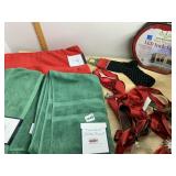 HOLIDAY DECOR GROUPING: CHARTER CLUB ELITE BATH