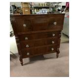 VTG MAHOGANY CHEST OF DRAWERS, DOVETAILED