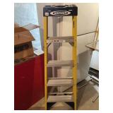 WERNER FS205X9161 MK 7 FIBERGLASS STEP LADDER, 5