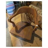 VTG WOODEN CAPTAIN CHAIR, CURVED BACKREST,