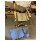 DIRECTOR CHAIR, WOOD FRAME, FOLDING DESIGN,