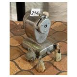 BOSTON VACUUM MOUNT SELF FEEDER PENCIL SHARPENER,