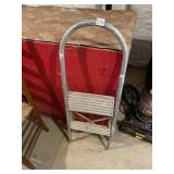 ALUMINUM FOLDING STEP LADDER, TWO-STEP DESIGN,