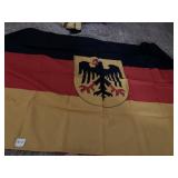 ASSORTED DECORATIVE FLAGS