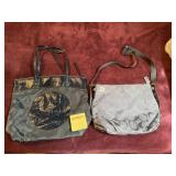 COACH SIGNATURE TOTE BAG W/ PATENT LEATHER