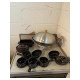 VTG WOK W/ LID AND WOOD HANDLES, ASSORTED BROWN