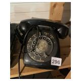 VTG WESTERN ELECTRIC ROTARY DIAL TELEPHONE,