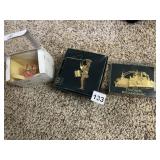 COLONIAL WILLIAMSBURG METAL ORNAMENTS (2), PINK