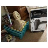ANDIS PRO DRY DRYER & HOUSEHOLD ITEMS