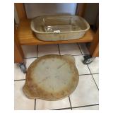 THE PAMPERED CHEF STONEWARE PIZZA STONE, GLASS