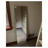 FULL-LENGTH FLOOR MIRROR GOLD FRAME
