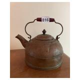 VTG COPPER KETTLE, WOOD HANDLE, LID INCLUDED.