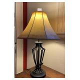 METAL TABLE LAMP WITH SHADE