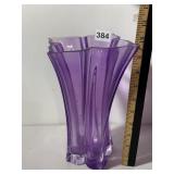ART GLASS VASE, PURPLE, FLUTED FORM, FLARED RIM.