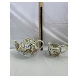 CARDEW CLASSIC ALICE IN WONDERLAND TEAPOT AND
